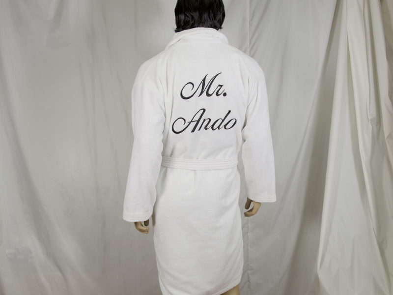Махровый белый халат с именем