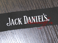Машинная вышивка на шляпной ленте Jack Daniel's