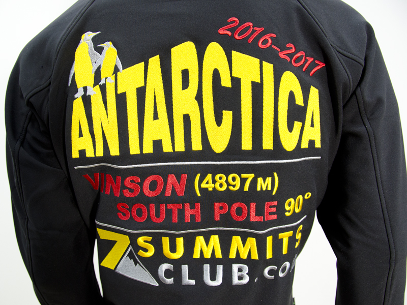 Вышивка на куртках для экспедиций Antarctica